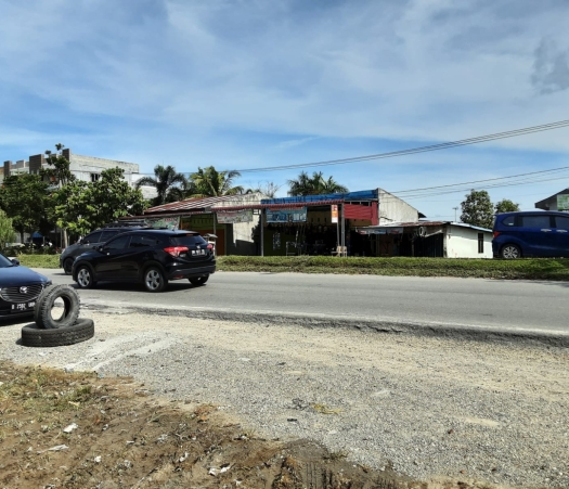 DIJUAL 2 UNIT RUKO 3 LANTAI, PLUS TANAH, JL. SOEKARNO HATTA UJUNG