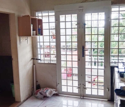 DIJUAL 1 UNIT RUKO 3 LANTAI, JL. TUANKU TAMBUSAI