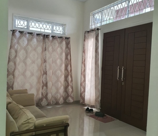 DIJUAL 1 UNIT RUMAH MEWAH, 2 LANTAI, JL. SATRIA