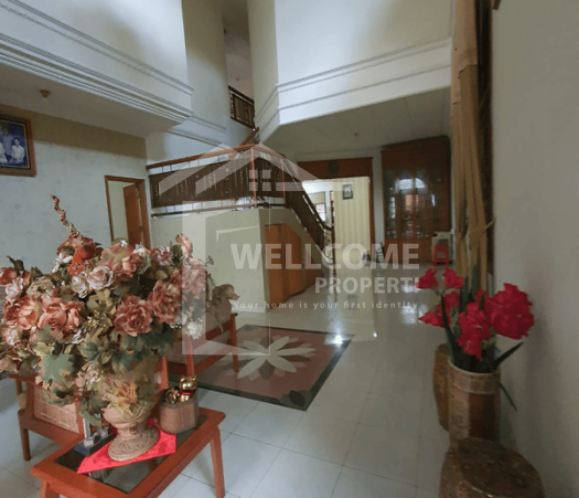 DIJUAL 1 UNIT RUMAH MEWAH, JL. SOEKARNO-HATTA